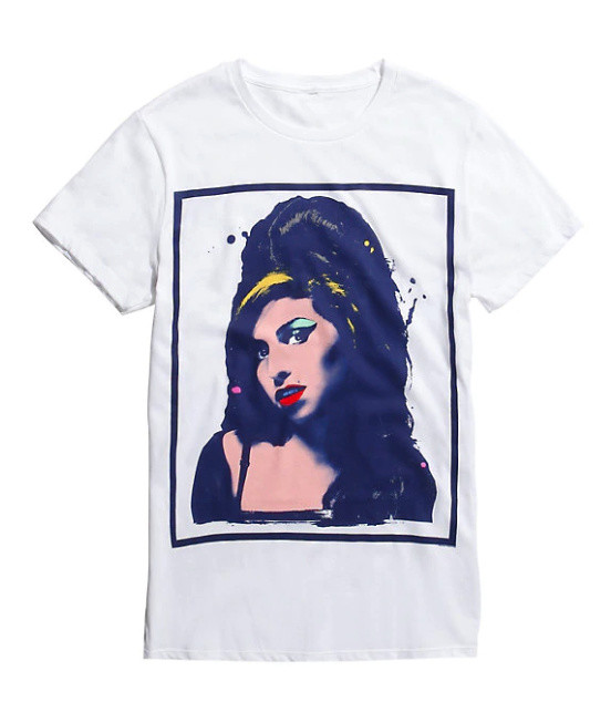 Amy Winehouse Portrait Scarf Men's T-Shirt - Officially Licensed Merch, 100% Cotton, Regular Fit