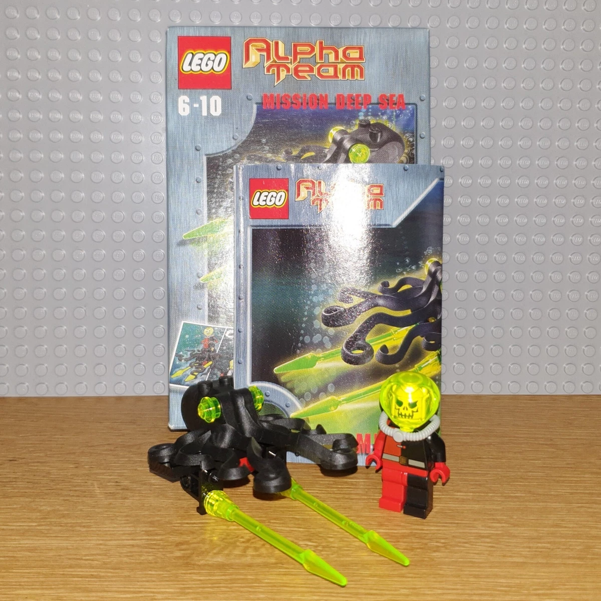 LEGO ALPHA TEAM 4799 OGEL DRONE OCTOPUS GREAT CONDITION INC BOX AND INST