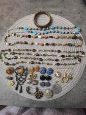 Alter Schmuck,3Ketten,4Anstecknadeln,6Ohrclips,Armreif,Topfspange,6einz.Ohrclips