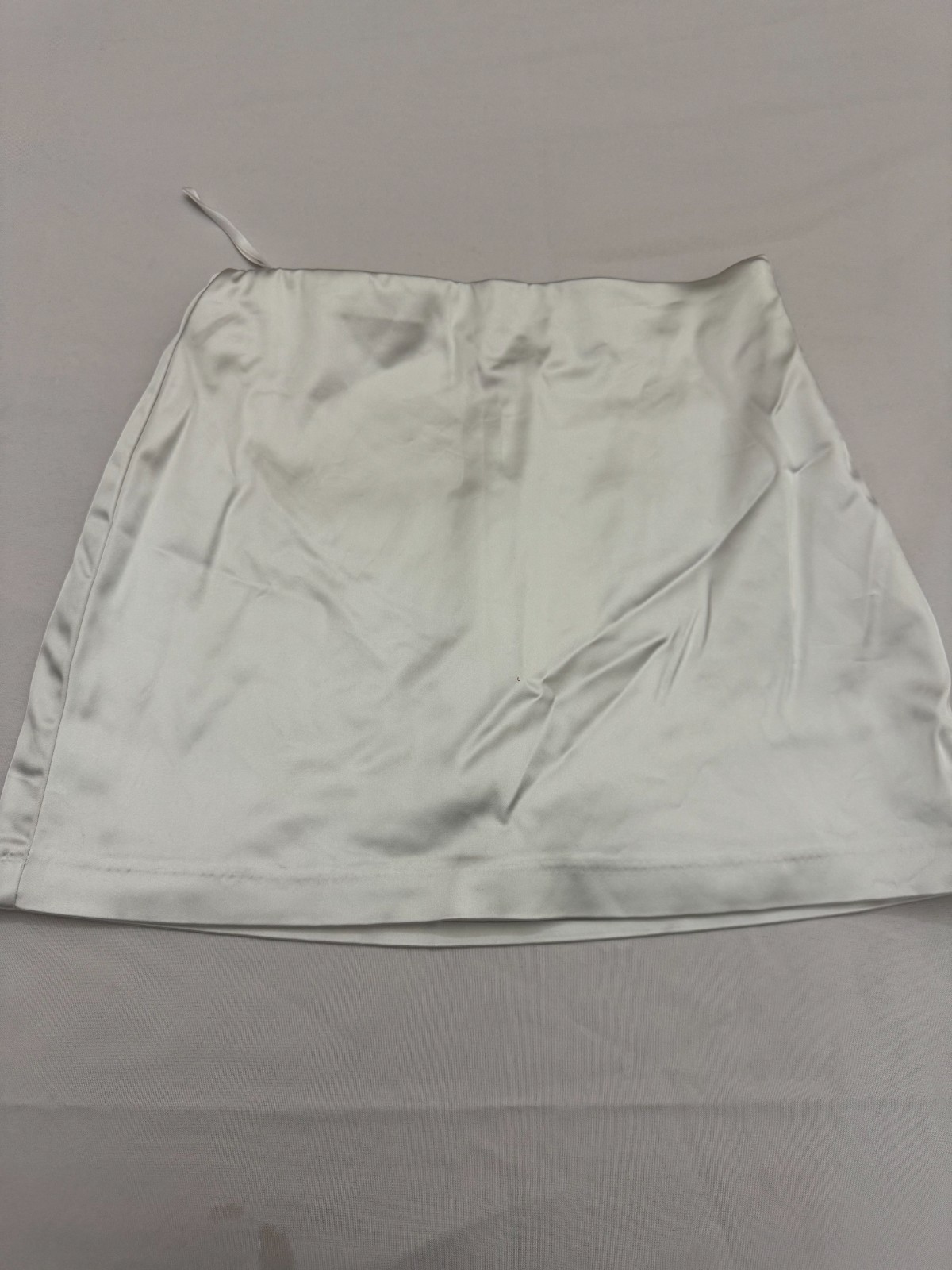 Abercrombie & Fitch White Mini Skirt Women’s Size Small Zip Closure