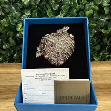 NIB!!! Sparkling Heidi Daus "Wrapped Up Heart" Crystal Brooch Valentine’s Day