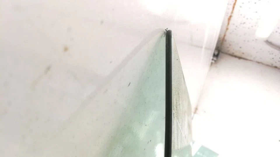 Ventana izquierda puerta trasera Volkswagen Golf IV Hatchback 1999 DOT24M25AS2 Foto 4 de 4