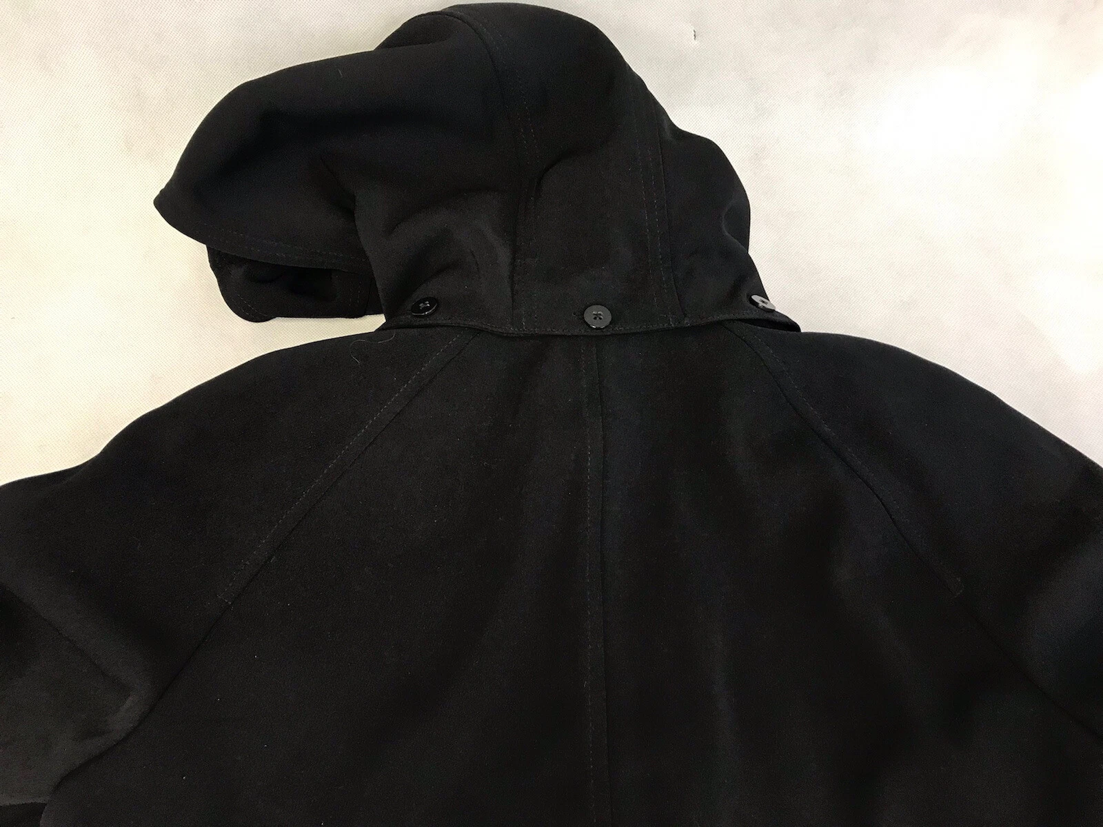 Michael Kors Trench nero completamente foderato fibbie argento e cappuccio rimovibile piccolo