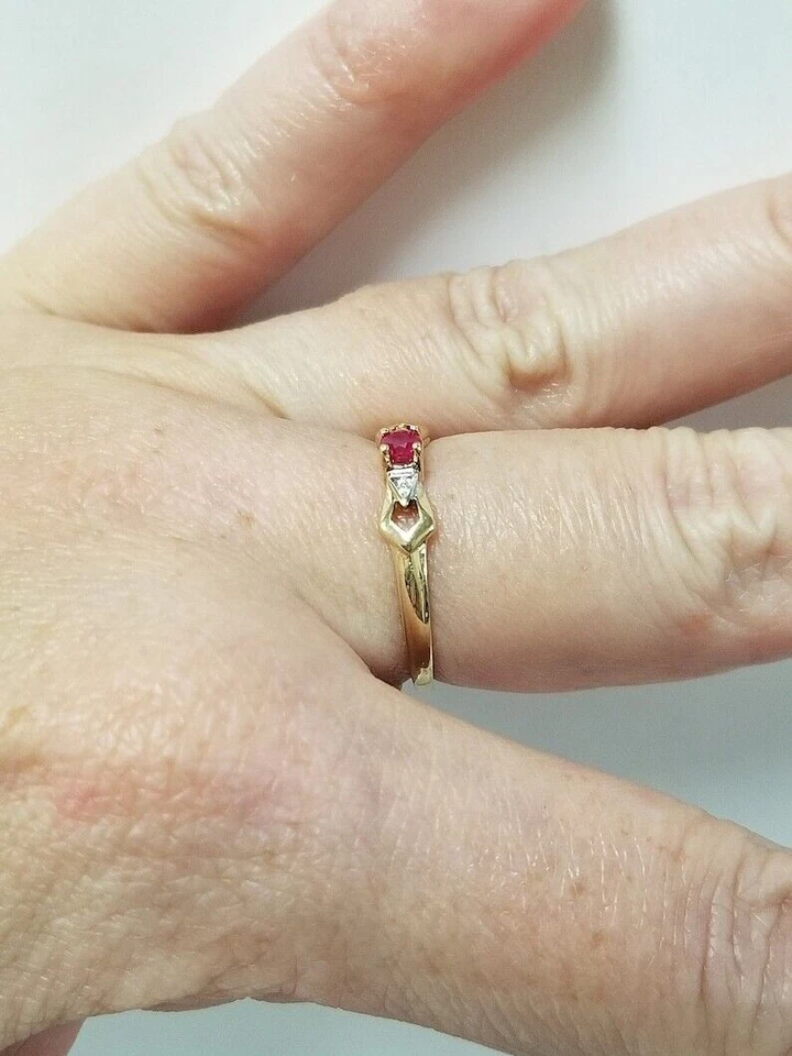 Vintage Natürlich Rot Rubin Und Diamanten Edelstein 10k Gelb Weiß Gold Ring - Bild 4 von 4