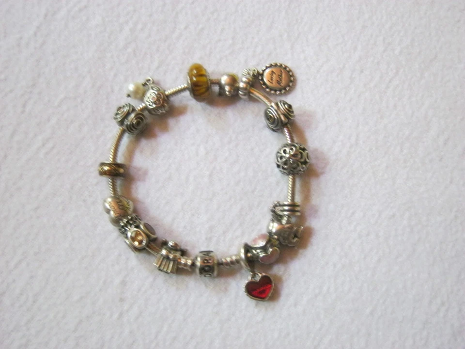 Pandora Armband mit 17 Charms 19cm (021) - Bild 3 von 3