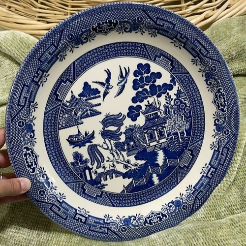 Beautiful Churchill Blue Willow Round Platter 12.75” - Picture 4 of 7