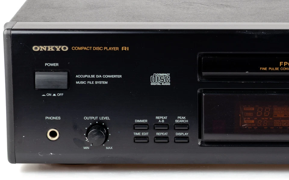 Onkyo DX-7051 CD Player + FB / Cinch Variable / gewartet 1 Jahr Garantie [3] - Bild 2 von 4