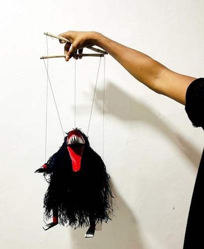 Rare Antique Ceylon Traditional Maha sohna String Puppet / Wall Hanger - Picture 2 of 12