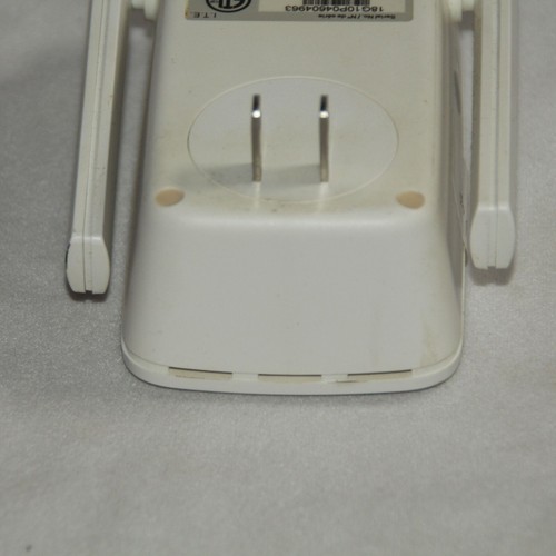 Linksys RE6400 AC1200 Dual-Band WLAN Range Extender mit Ethernet Port - Bild 4 von 7