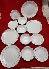 4 Place Setting Of Corelle Burgundy Rose 4 Dinner 4 Salad Plates  & 4 Soup Bowls