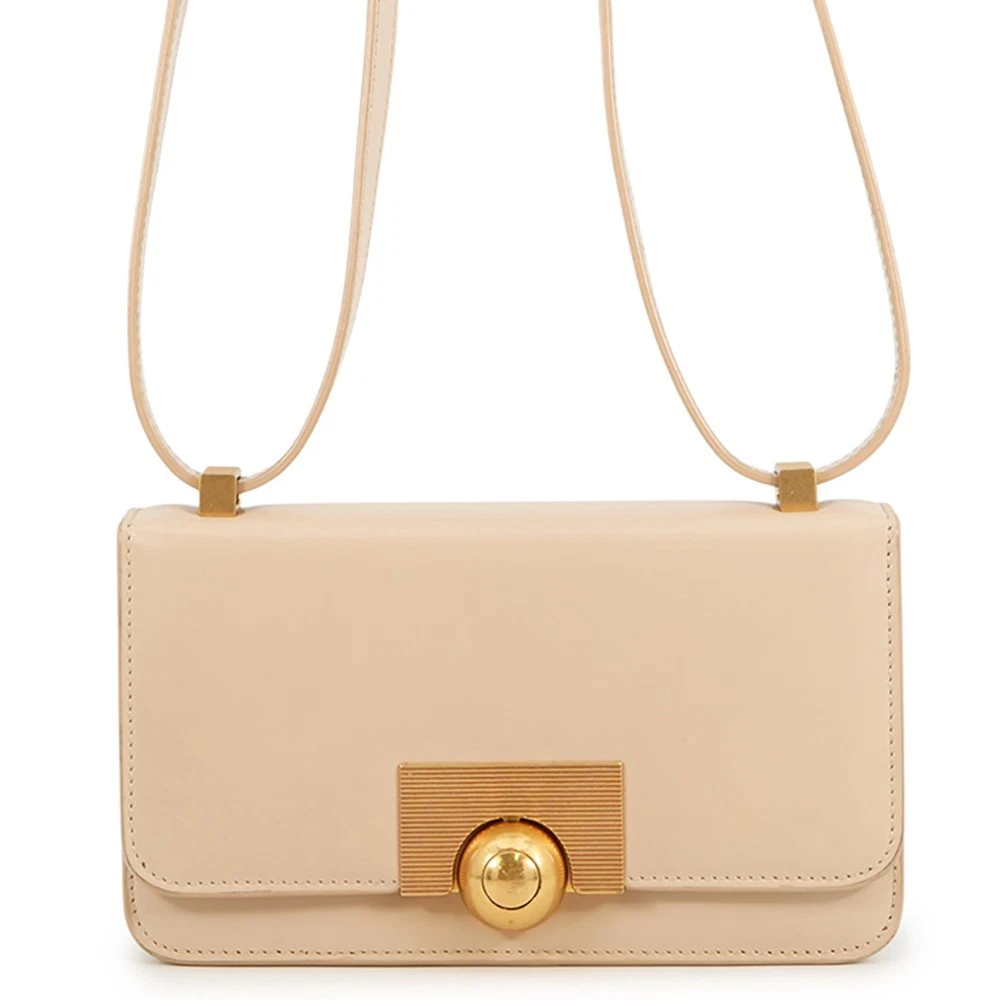 Bottega Veneta — Bottega Veneta The Classic Shoulder Bag Size Mini Leather Beige