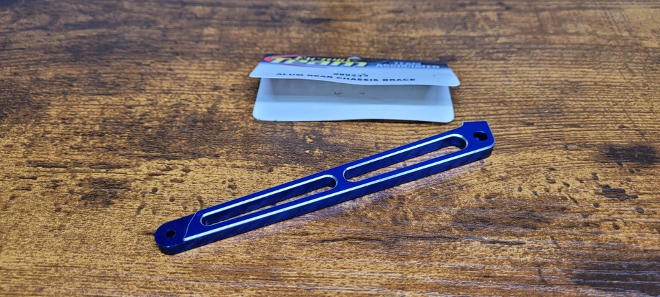 Team Associated Aluminum Rear Chassis Brace #89239 - Image 2 of 3