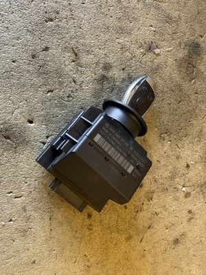 2005 Mercedes W203 C230 EIS Ignition Switch Module Node W/ Key 2095452308 Oem 