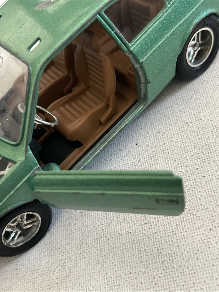 Mebetoys 8614 Lancia Beta Coupè Scala 1/25 Vintage - Immagine 4 di 4