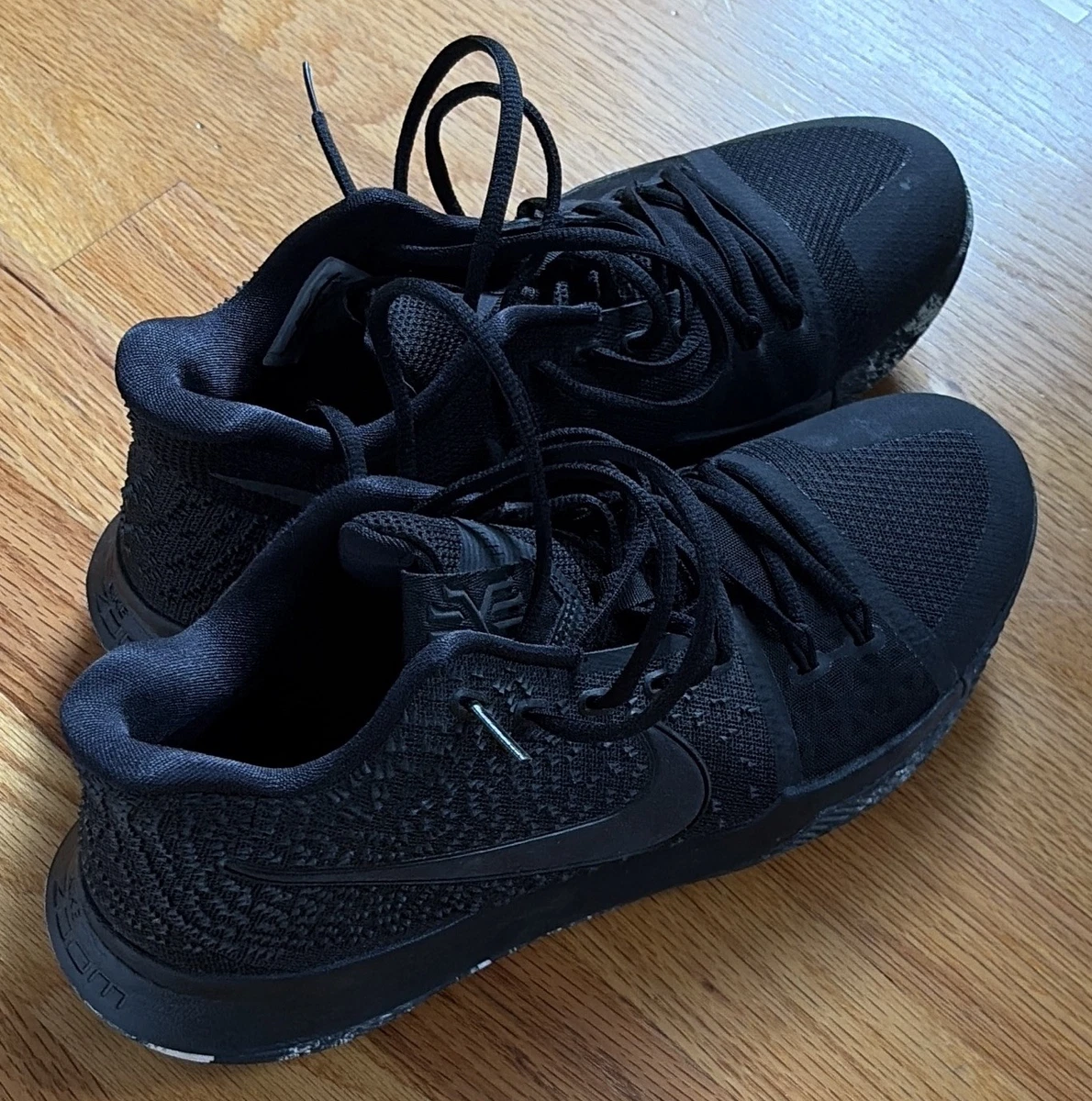 美品✨NIKE KYRIE 3 バスケットボールシューズ 2足セット　27cm Nike Kyrie 3 Sneakers for Men for Sale | Authenticity Guaranteed