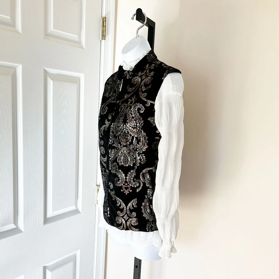 Precioso Chaleco Erin London Cremallera Completa Láminado Dorado sobre Negro Piel Suave Exterior Talla Foto 4 de 4