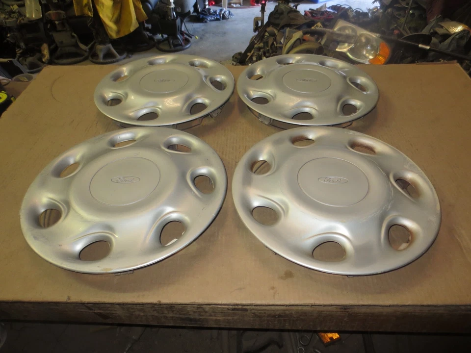 Колпак ступицы обода колеса колпак ступицы 14 дюймов 1994 94 95 96 Ford Escort от оригинального производителя б/у 7032 комплект 4 - Изображение 2 из 4