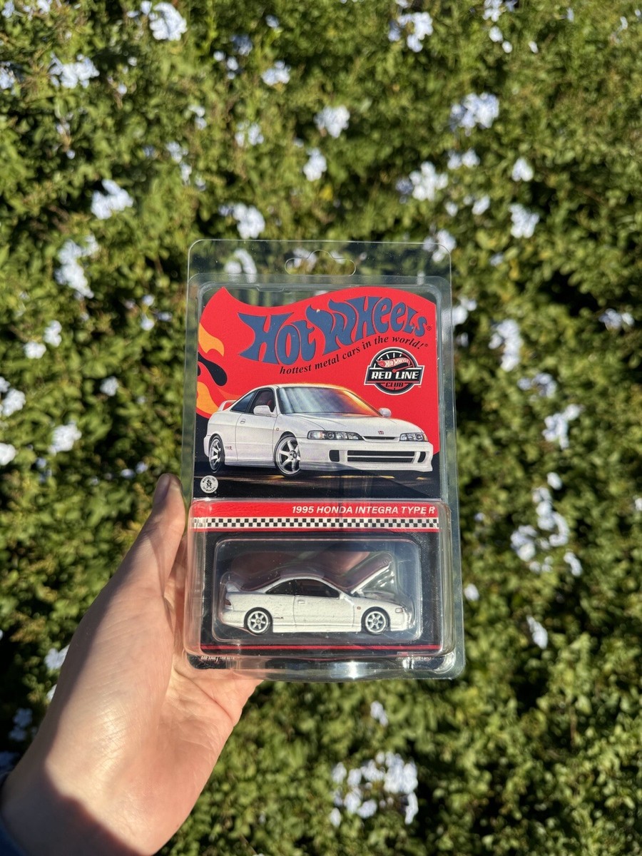 ホットウィール　RLC 1995 HONDA INTEGRA インテグラ Amazon.com: RLC Exclusive 1995 Honda Integra Type R : Toys