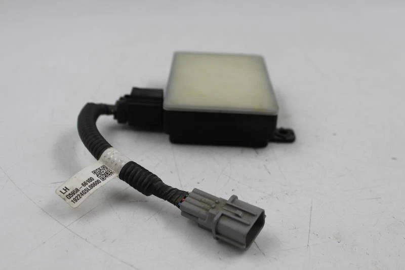 Sensor de radar punto ciego trasero KIA NIRO 2017-2019 OEM #14960 Foto 3 de 4