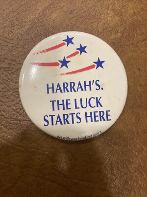 Vintage Harrah's Casino Pinback The Luck Starts Here 2.75  ~1980s