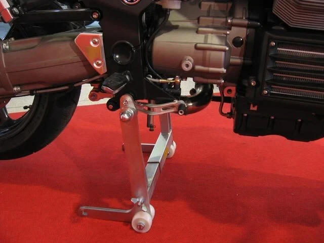 Becker Technik Motorcycle Lifter - FITS Moto Guzzi Griso-Lifter - Image 4 of 4