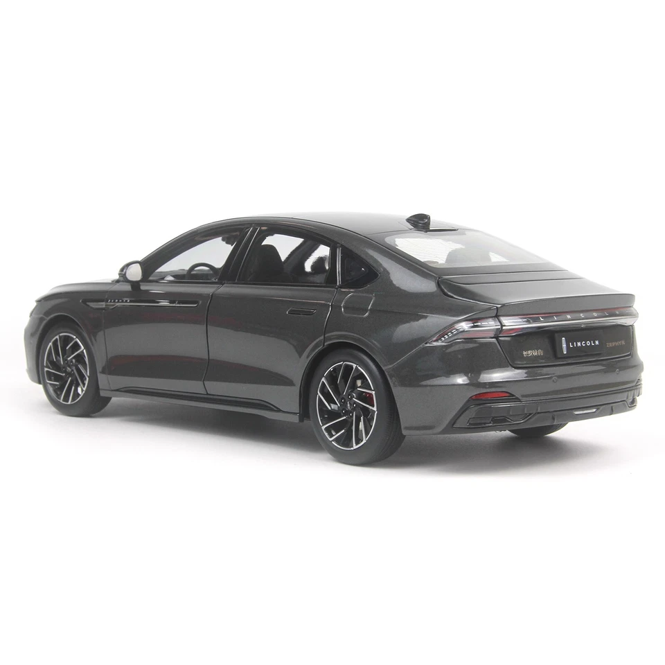 Литая модель автомобиля Lincoln Z в масштабе 1:18 серая Paudi Collction - Изображение 3 из 4