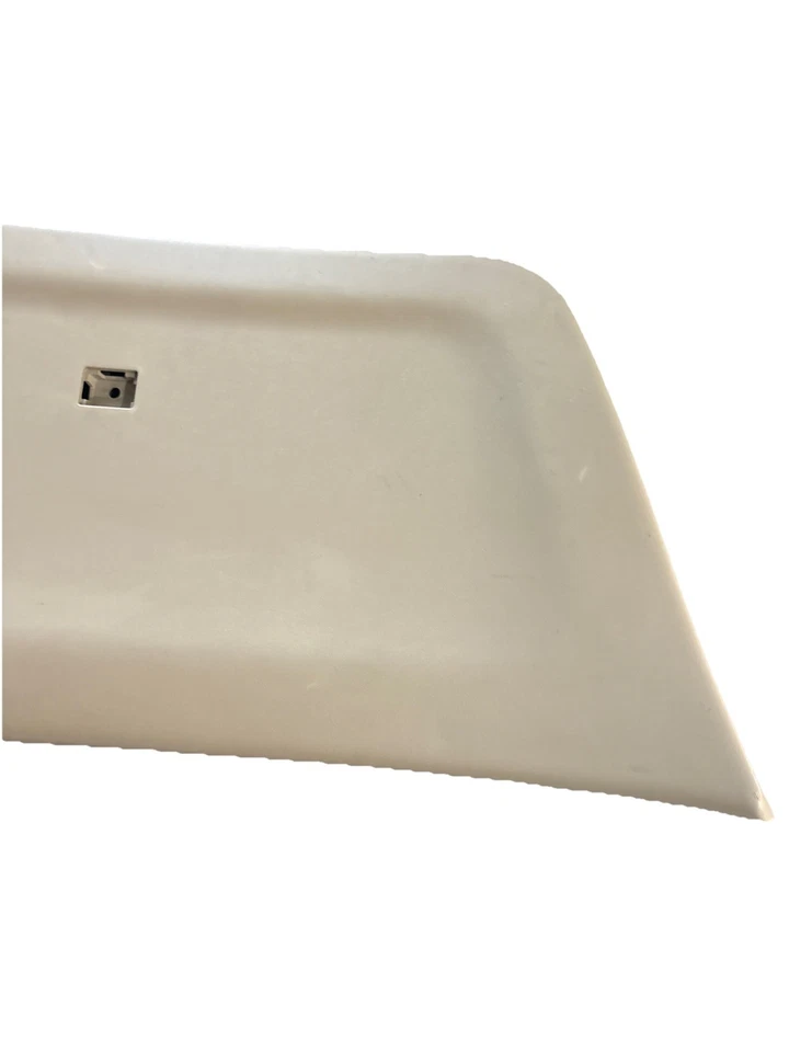 2005 2006 年 2007 年丰田 Highlander 下尾门装饰面板 — 第 2/4 张图片