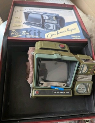 Vault-Tec Wearable Pip-Boy 2000 Mk VI Kit Fallout 76 (Already Been Assembled)