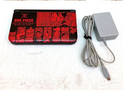 Nintendo 3DS XL One Piece Unlimited World R Luffy Red Console Tested w/ Charger