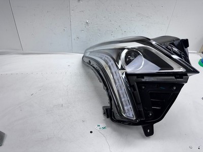 new 2017 2018 2019 Cadillac XT5 Halogen front Right OEM headlight