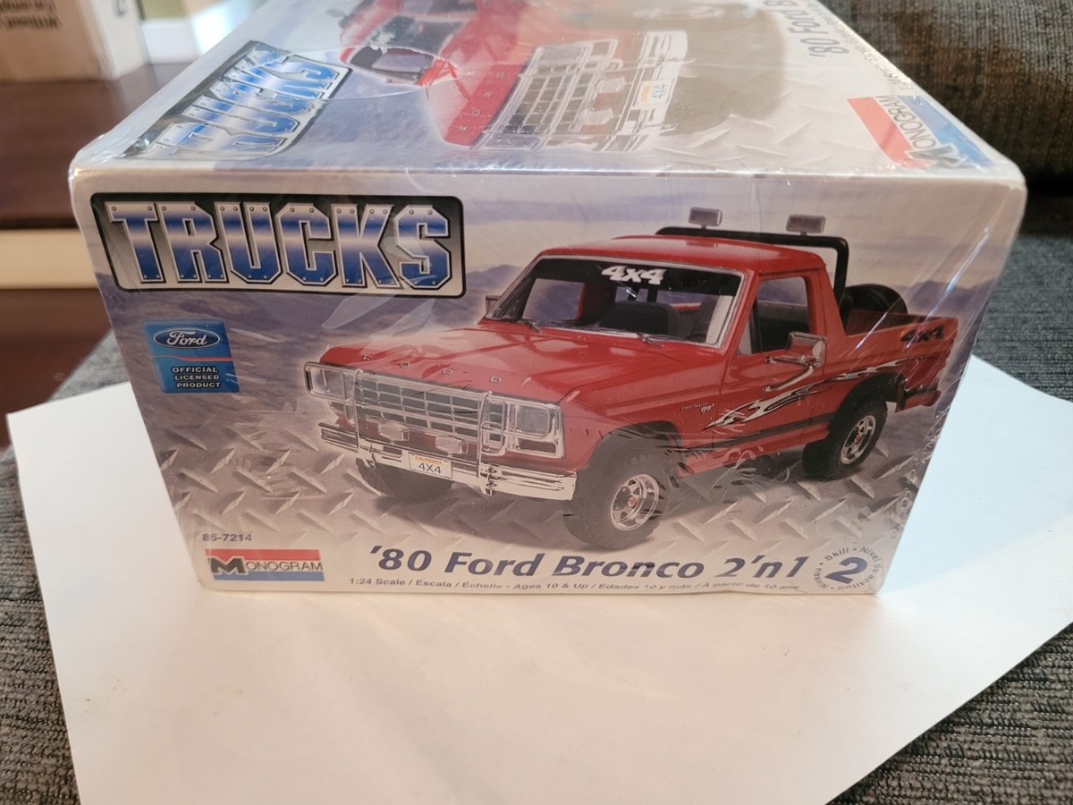 Vintage Monogram Trucks '80 Ford Bronco 2 n 1 Kit # 85-7214