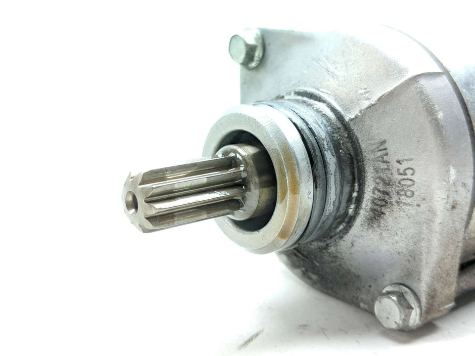 15 Suzuki GSXR 600 750 Starter Start Motor - Image 3 of 4