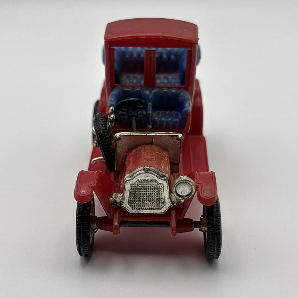 De colección ✅ Packard Landaulet 1912 Coche Plástico Modelo Juguete Rojo Hecho en Hong Kong Foto 3 de 4