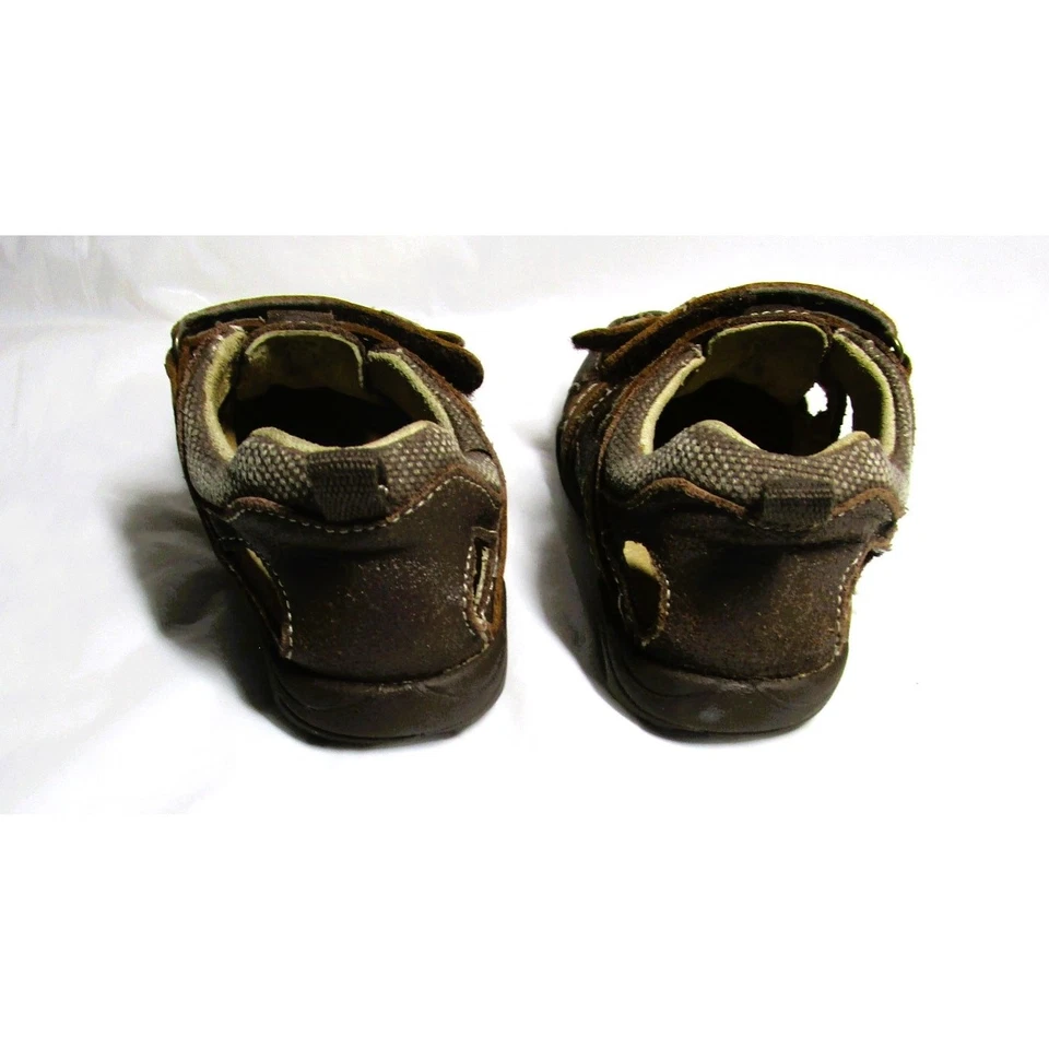 Sandalias Stride Rite para niño marrón cuero premium plantilla de espuma sensorial talla 6 Foto 3 de 4