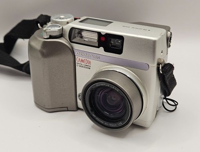 Olympus Camedia C-3020 Digitalkamera, silber, guter Zustand
