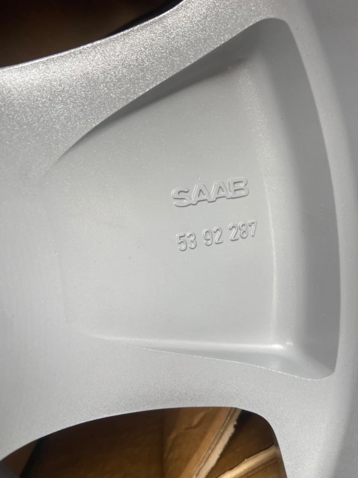 jante alu 42 saab 17 pouces 400131579, 5392287 neuve - Photo 3/3