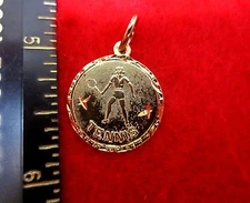 14KT GOLD PLATED LADY TENNIS PLAYER DIAMOND CUT CHARM PENDANT-1529