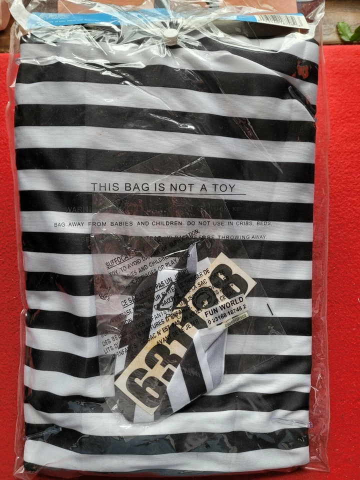 Disfraz de Halloween Jailbird para niño talla 8-10 Foto 4 de 4