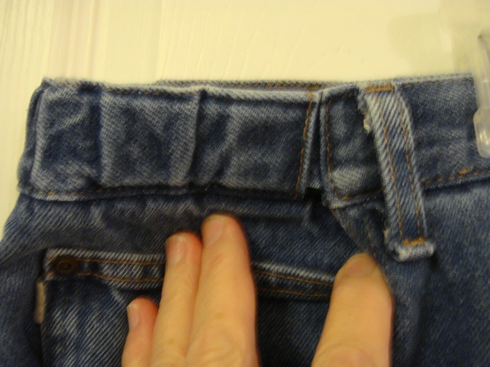 L.L. Bean Comfort Waist Denim Medium Blue Jeans 100% Cotton Men's Size 44 x 31 - Image 4 of 4