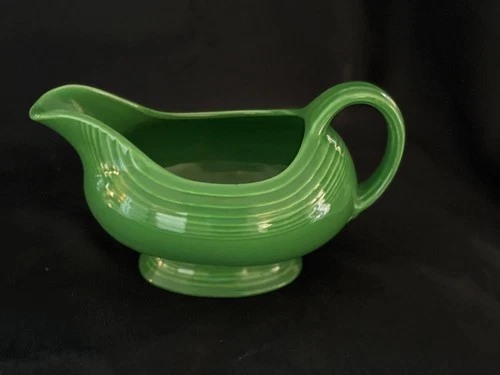 Vintage Fiestaware Forest Green vintage Gravy Boat HLC Homer Laughlin 8"