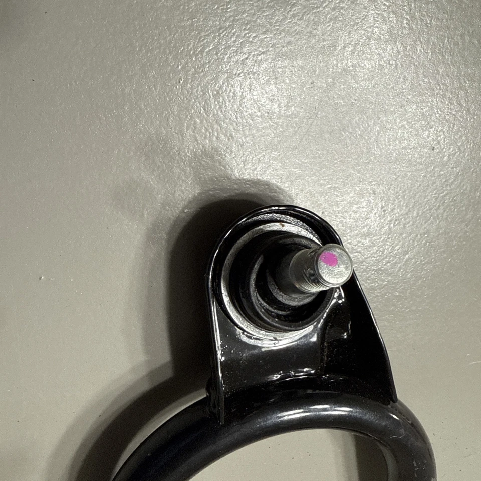 Honda Fourtrax TRX 250X 2016-2020 brazo A superior izquierdo, nuevo Foto 3 de 4