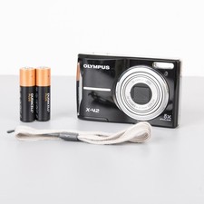 Olympus X-42 - 12MP Digital Compact Camera - Tested and Fully Working