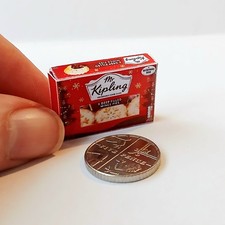 DOLLS HOUSE MINIATURE 1:12 *