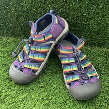 KEEN Kids Girl's Newport H2 Size 4 Closed Toe Water Sandals Purple Multi