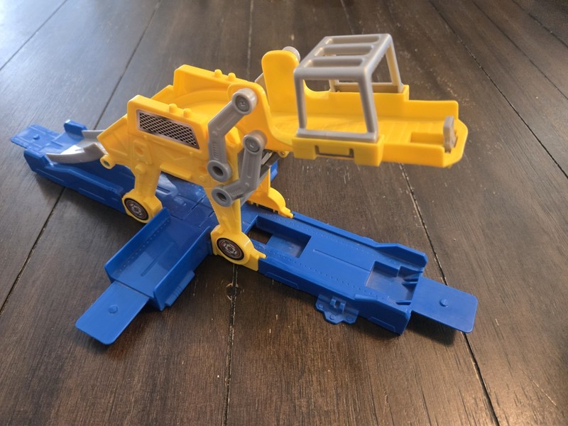 Hotwheels Track Builder Deluxe Lift And Launch Stunt Set
