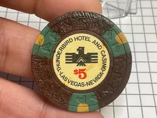 $5———-THUNDERBIRD——-—-LAS VEGAS NEVADA CASINO CHIP——-Z3478