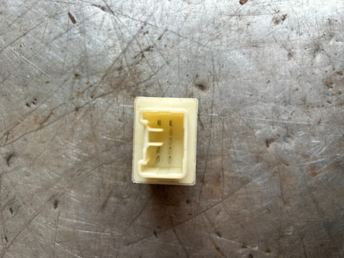 MAZDA MX5 MK2 MK2.5 NB NBFL 1.6 1.8 1998-2005 INDICATOR HAZARD FLASHER RELAY - Picture 2 of 2