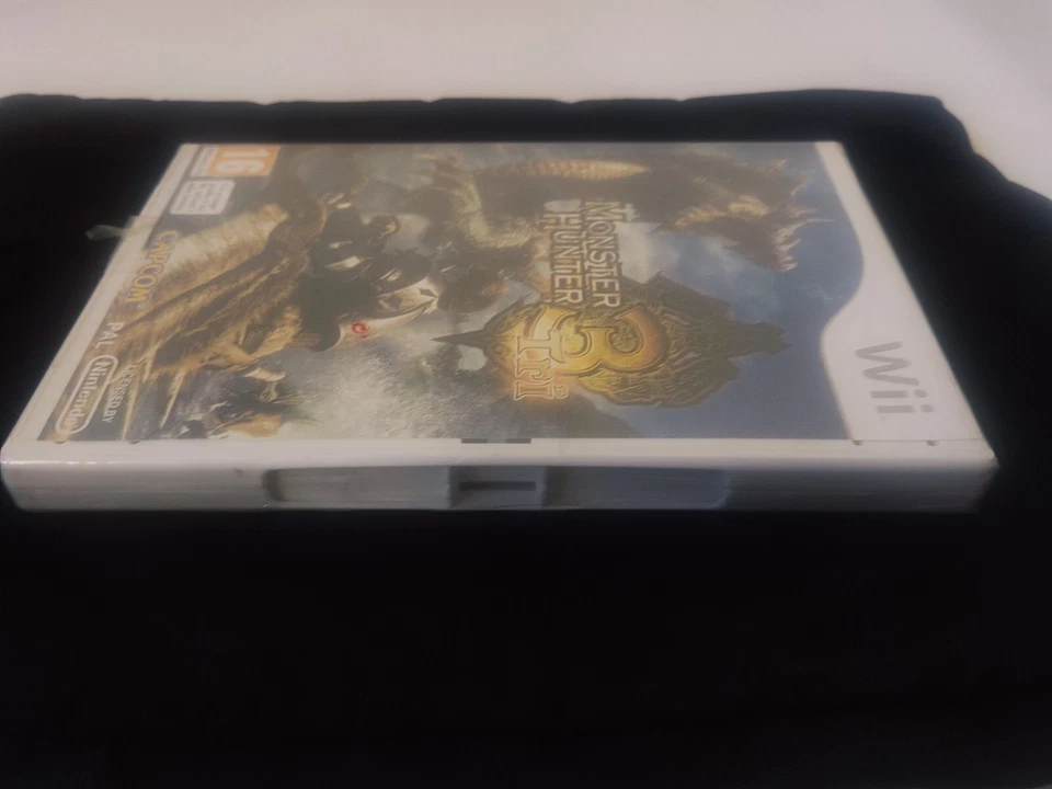 Monster Hunter Tri Nintendo Wii UK Release FACTORY SEALED - Image 4 of 4