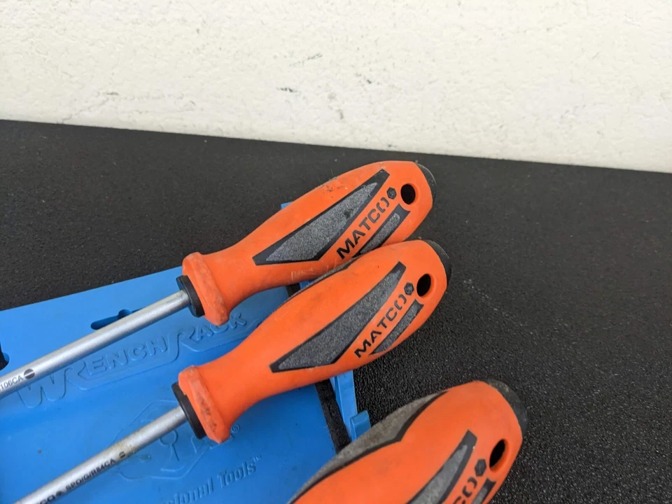 #bi480 Matco Tools 5 Piece Premium Orange Screwdriver Set - Image 4 of 4