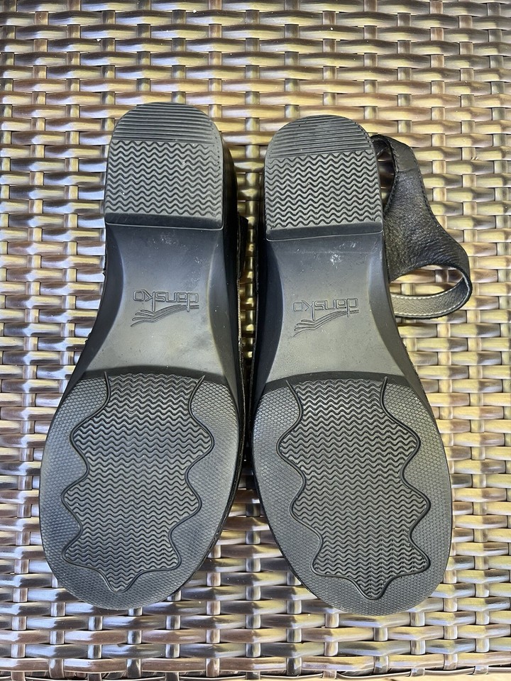 Dansko Sam Mary Jane Black Soft Full Grain Strap Clog Sz 39 EU 8.59 US